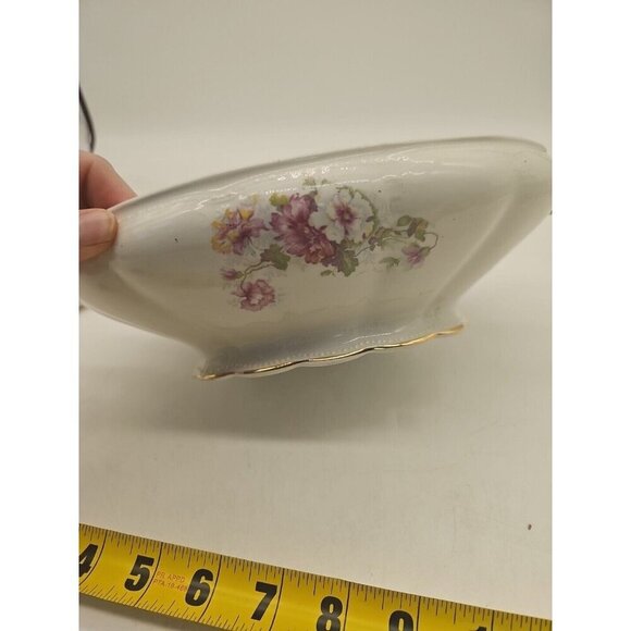 Romantic Vintage Covered Vegetable Dish - Owen Miverva Gold Medal St. Louis flaw - Picture 7 of 9